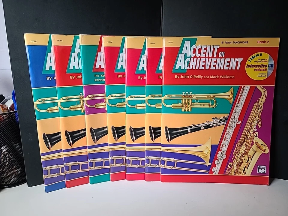 “Lot of 7 books Accent on Achievement Saxophone – Intermediate Method” - Image 1 of 4