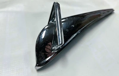 De colección OEM 1948-1949 HUDSON COMMODORE CLUB CUPÉ/CAPÓ DE SEDÁN ADORNO Parte #7791 Foto 1 de 4