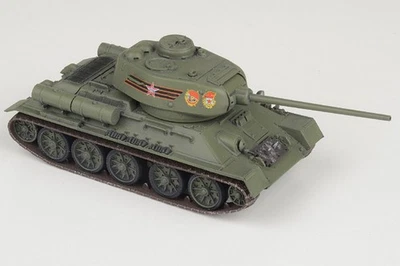Dragon Models 1/72 T-34-85 Soviet Army - Image 1 of 2