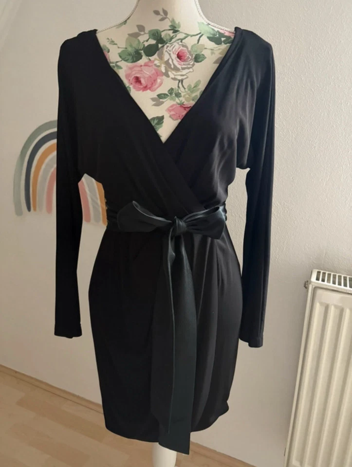 Marchesa Notte Wickelkleid – Seide - schwarz -  Größe 2 (entspricht 34/36) - Bild 1 von 4