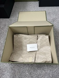 Gucci Gift Box . Good For Large Bag - Picture 1 of 6