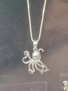 Colgante pulpo plata trabajo raro - Imagen 1 de 2