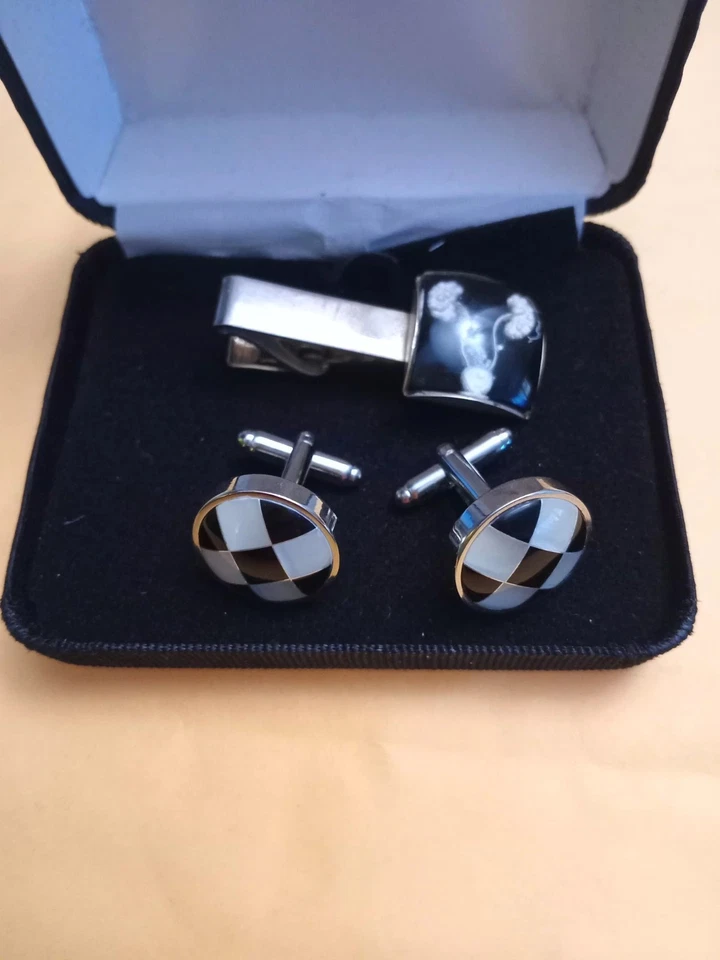 brazalete y corbata vintage antiguo color blanco negro Foto 1 de 3