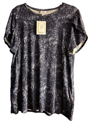 Top LuLaRoe Grande Azul y Blanco Cachemira Oliva con Mangas Mariposa Foto 1 de 4