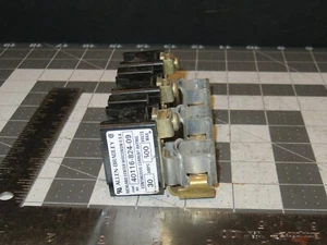 40116-824-09 Allen Bradley 30A 600V Fuse Holder  - Picture 1 of 4
