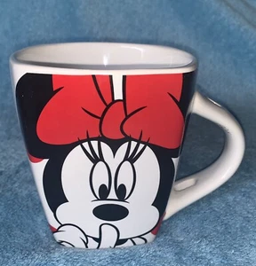 Disney Minnie Mouse "Shhh.. I'm Taking a Time-Out" Red/White Coffee Mug NO SPOON - Picture 1 of 9