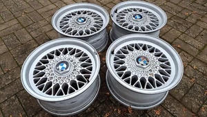 BMW E34 E24 E32 ESTILO OEM 5 LLANTAS DE ALEACIÓN 15" R15 7J 5x120 ET20 BBS RZ 469 - Imagen 1 de 20