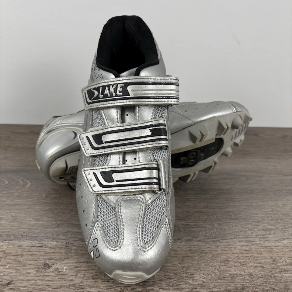 Zapatos de ciclismo Lake MX85 3 pernos para mujer talla US 11 EU 42 plateados botín de bicicleta carbono Foto 1 de 4