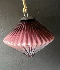VINTAGE MIDWEST KUGEL 4" Ribbed Diamond Glass Christmas Ornament - Picture 1 of 9