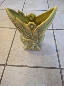 GONDER Pottery Flower 683 Vase Urn Yellow USA Art Deco VTG RARE  - Picture 1 of 24