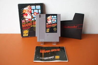 Super Mario Bros. (Nintendo Entertainment System) - Image 1 of 4