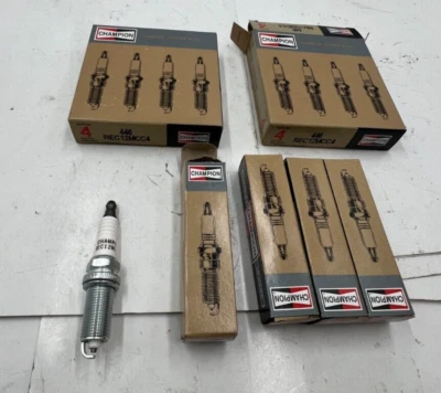 (CANTIDAD 8) Bujía Champion Copper Plus 446 REC12MCC4 para Jeep Cherokee 2022 Foto 1 de 4