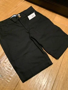NWT Old Navy Black Extra-Slim Bermuda Shorts Youth Size 8 - Picture 1 of 3