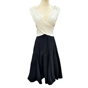 Vestido de Noche Adrianna Papell Talla 10 Negro Crema Tafetán Glamour Fiesta Evento Elegante - Imagen 1 de 10