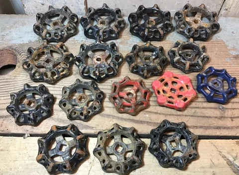 Lot Of 16 Cast Iron Valve Handles - Steampunk Art Cover