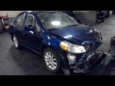 Módulo de control electrónico ECM del motor 2,0 L compatible con 11-12 SX4 163698 Foto 1 de 4