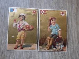 2x Chrom Embleme Mädchen & Kostüme EUROPA (1882) DÄNEMARK PORTUGAL Danmark - Bild 1 von 2