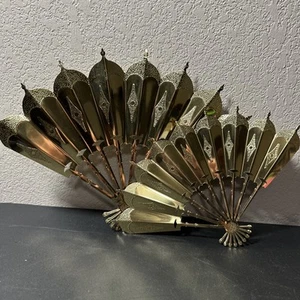 Pair Solid Brass Fans Wall Decor Mid Century Vintage Asian Theme  - Picture 1 of 5