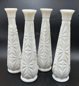 LOT of 4 VINTAGE White Milk Glass Bud Vases - FREE SHIPPING - Picture 1 of 4