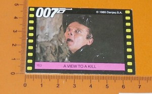 #163 JAMES BOND 007 A VIEW TO A KILL ROGER MOORE MONTY GUM CARD 1985