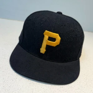 Pittsburgh Pirates Mitchell & Ness Paramecium Pro Model Hat Cap, Size 7 7/8 - Picture 1 of 5