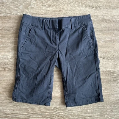 Ann Taylor Loft 百慕大休闲短裤女式小号 2P 灰色休闲 — 第 1/4 张图片