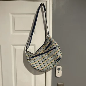 KAVU Satchel Crossbody Bag Shoulder Purse Color  Geometric - Picture 1 of 8