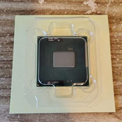 Intel I5-2520M SR048 dual-core 2.5-3.2GHz / 3M Socket G2 notebook Processor - Image 1 of 4