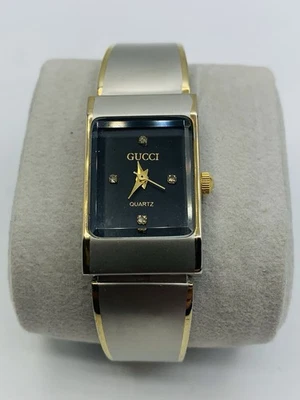 Винтажные двухцветные женские кварцевые часы Gucci в очень хорошем состоянии - Изображение 1 из 4