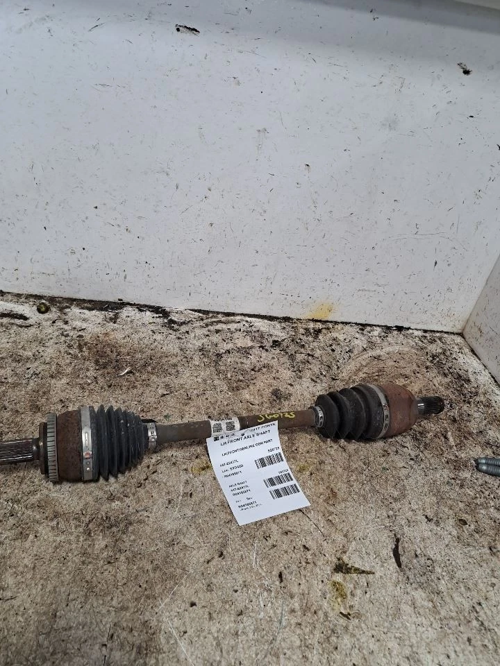 Eje lateral izquierdo del conductor/Cv eje C/V 2017 Forte Sku#4185871 Foto 1 de 4