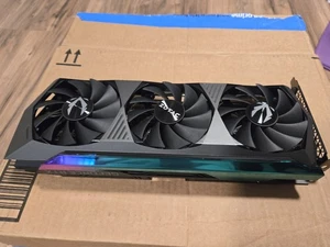ZOTAC GAMING GeForce RTX 3070 Ti AMP Holo 8GB GDDR6X Graphics Card - Afbeelding 1 van 5