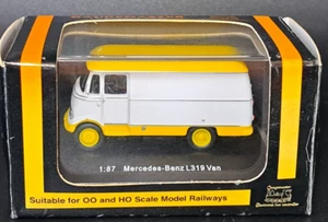 Gaugemaster GM300 - OO/HO Gauge - 1:87 - Mercedes-Benz L319 Van - Picture 1 of 9