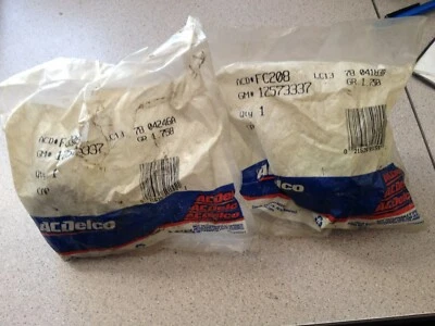 Engine Oil Filler Cap ACDelco GM Original Equipment FC208 12573337 - Image 1 of 2