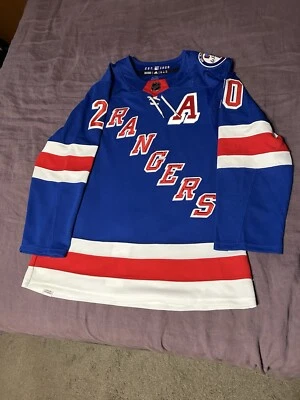 Auténtica camiseta Adidas New York Rangers Chris Kreider (46) nueva sin etiquetas  Foto 1 de 4