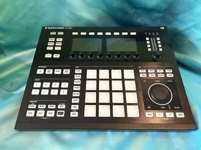 Native Instruments Maschinen Studio - Preto (ligeiramente usado) - Imagem 1 de 2
