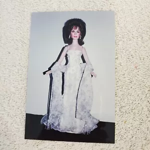 'BAMBOLA DA COLLEZIONE VINCITRICE DEL PREMIO SUSAN EMMY - Foto 1 di 10