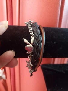 Pulsera Playboy Bunny Charm Pulsera Cuero y Latón - Imagen 1 de 4