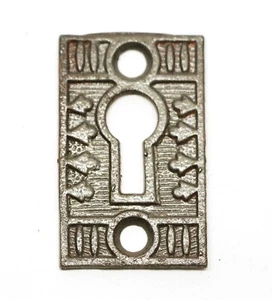 Antique 1.625 in. Cast Iron Victorian Door Keyhole Cover Plate - Picture 1 of 2