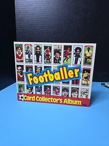 Topps 1981 Tarjeta de Futbolista Álbum de Coleccionista Fútbol Vacío Sin Tarjetas Nuevo Sin Usar #2 - Imagen 1 de 16