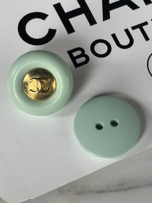 CHANEL VINTAGE CC MINT GOLD CC  2 BUTTON SET JACKET  VEST SWEATER ORIGINAL TAG - Image 1 of 4