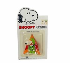 Snoopy Peanuts Gang toy figure vtg collectible determined MOC 1958 Hang Glider