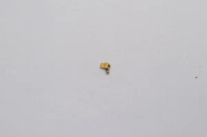 BREITLING AEROSPACE LÜNETTE REITER 30 VERGOLDET B132 RIDER TAB MIT SCHRAUBE - Picture 1 of 1