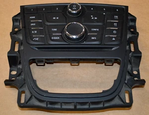 Buick Encore 2013-16 OEM Am Fm Radio Control Interruptor Panel Botones Placa frontal - Imagen 1 de 4
