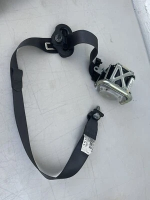 Hummer H3 Seat Belt Front Driver right side Fits hammer H3: 06 07 08 09 10 - Image 1 of 4