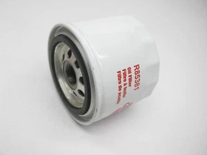 Engine Oil Filter Carquest #R85381 | Dodge/Mitsubishi/Alfa Romeo 1980s-2010s - Picture 1 of 1