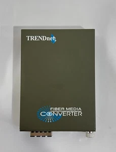TrendNet TFC-110MSC Fiber Media Converter With SC Connector - Picture 1 of 4