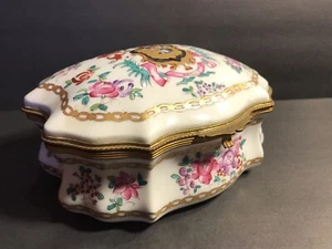Antique Porcelaine De Paris Hand Painted Trinket Box ( Bonbonière )/ France 1920 - Picture 1 of 11