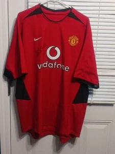 José Kleberson firmó la camiseta del Manchester United - Imagen 1 de 11