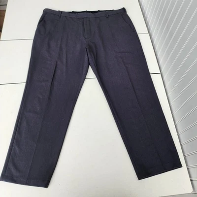 Van Heusen Flex Straight Men’s Dress Pants Black 42x30 - Image 1 of 4