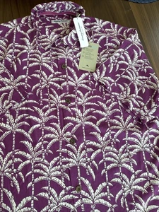 Tommy Bahama SS Mens Sz L Island Zone Camp Shirt Plum Palm Silk Poly Hawaiian - Picture 1 of 12
